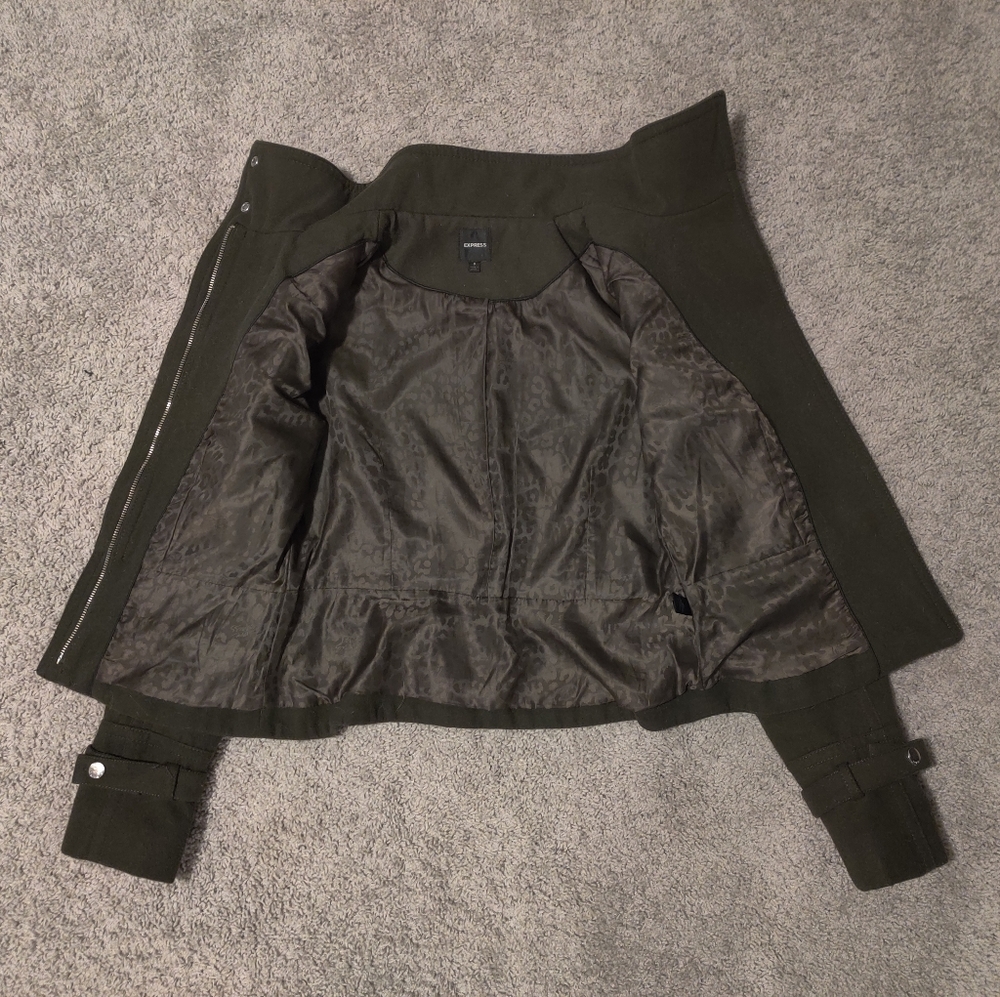 Express Bombshell Green Coat - Picture 5 of 6